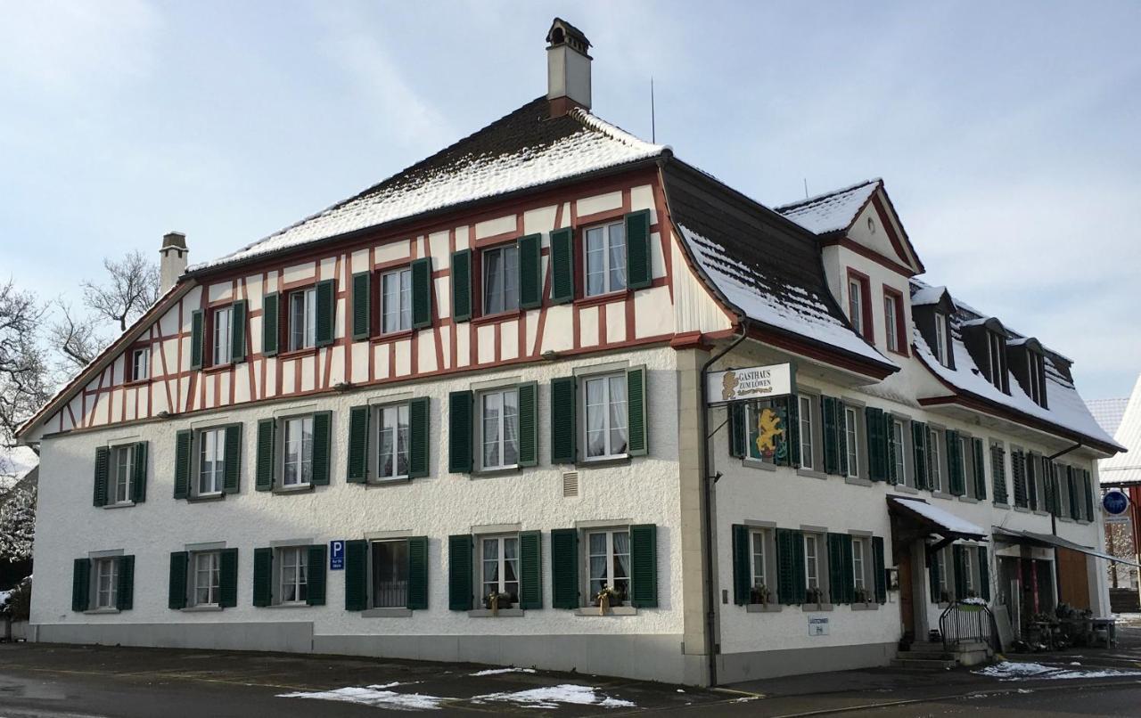 Gasthaus Zum Loewen Neftenbach Exteriör bild